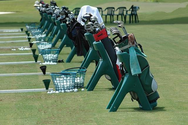 Golf Clubs Bags Driving Range - Free photo on Pixabay (80669)